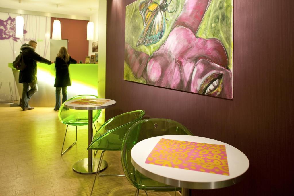Dahlia Inn Praha Bagian luar foto